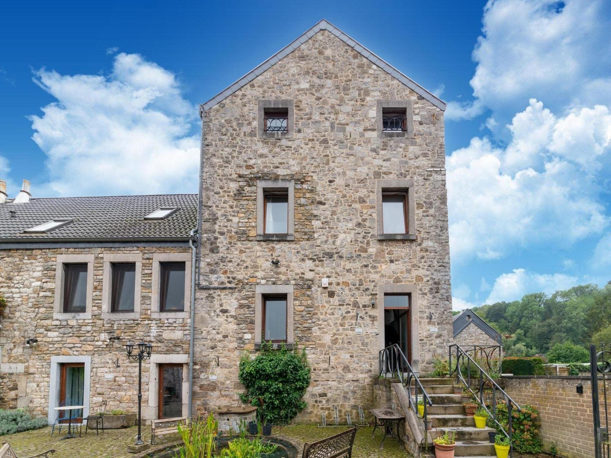 Stunning Home For 5 Adults With Indoor Pool Esneux Dış mekan fotoğraf
